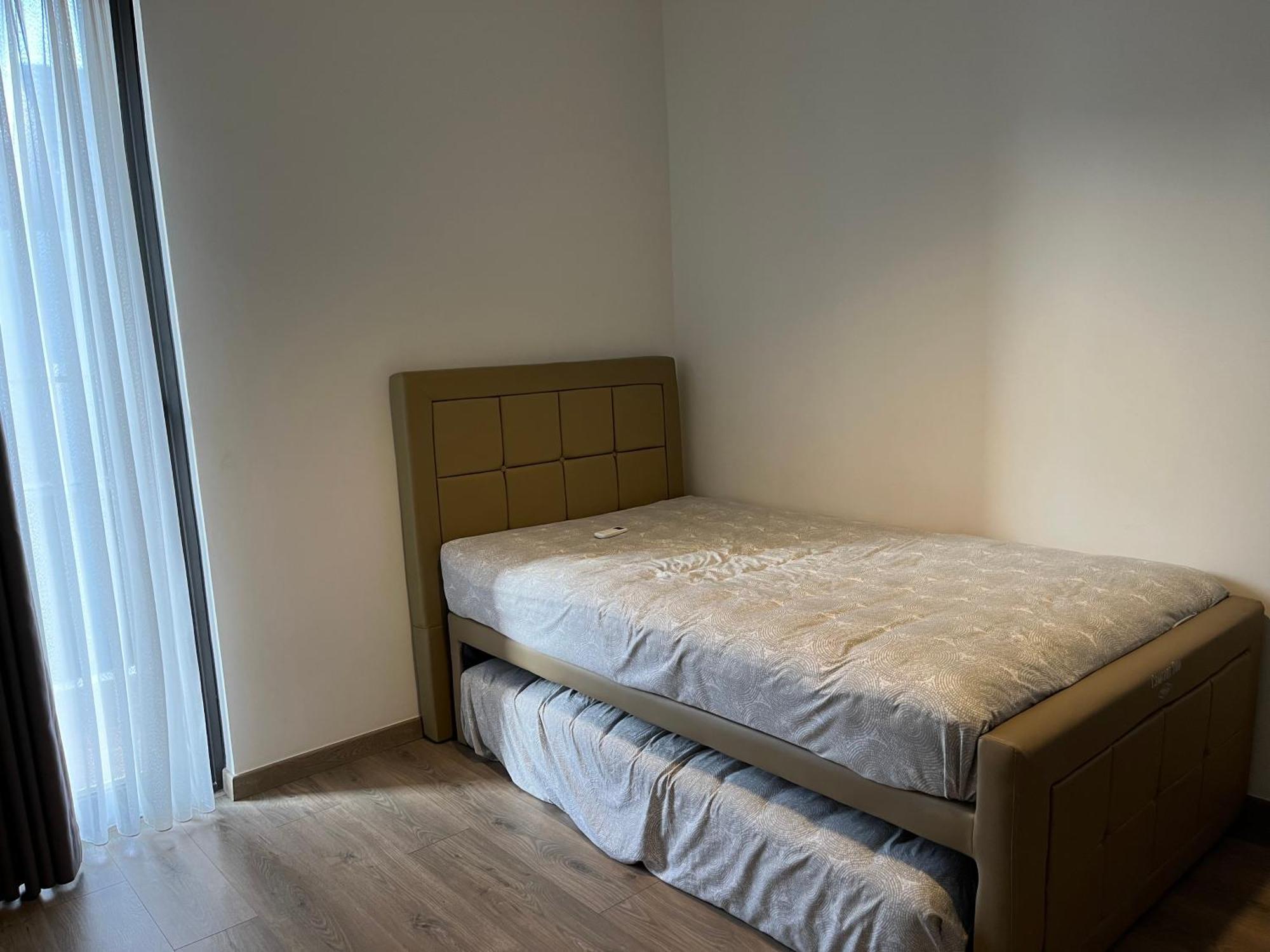2 Floor Cozy House In Wisteria Jakarta Garden City Экстерьер фото